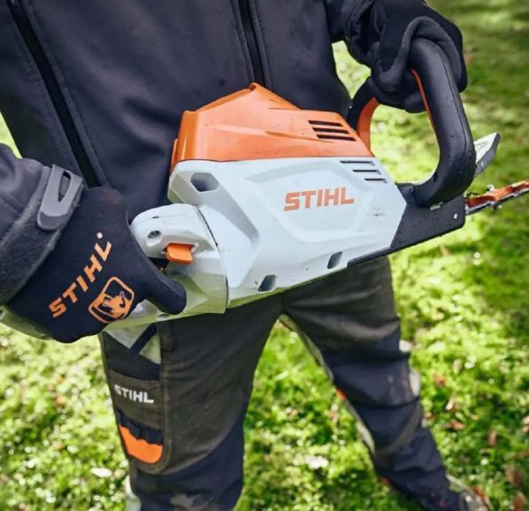 Аккумуляторный кусторез Stihl HSA 100