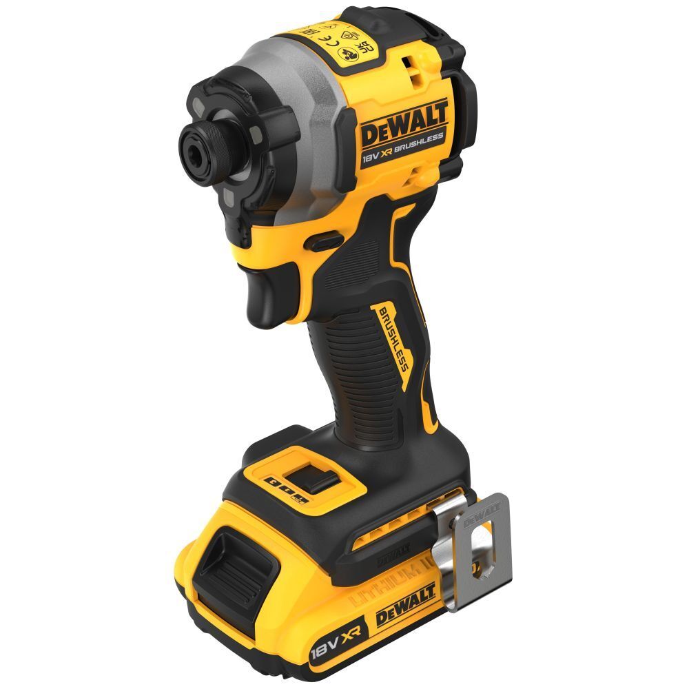 Аккумуляторный шуруповерт DeWalt DCF850D2T, с 2 АКБ 2 Ач и ЗУ, в кейсе