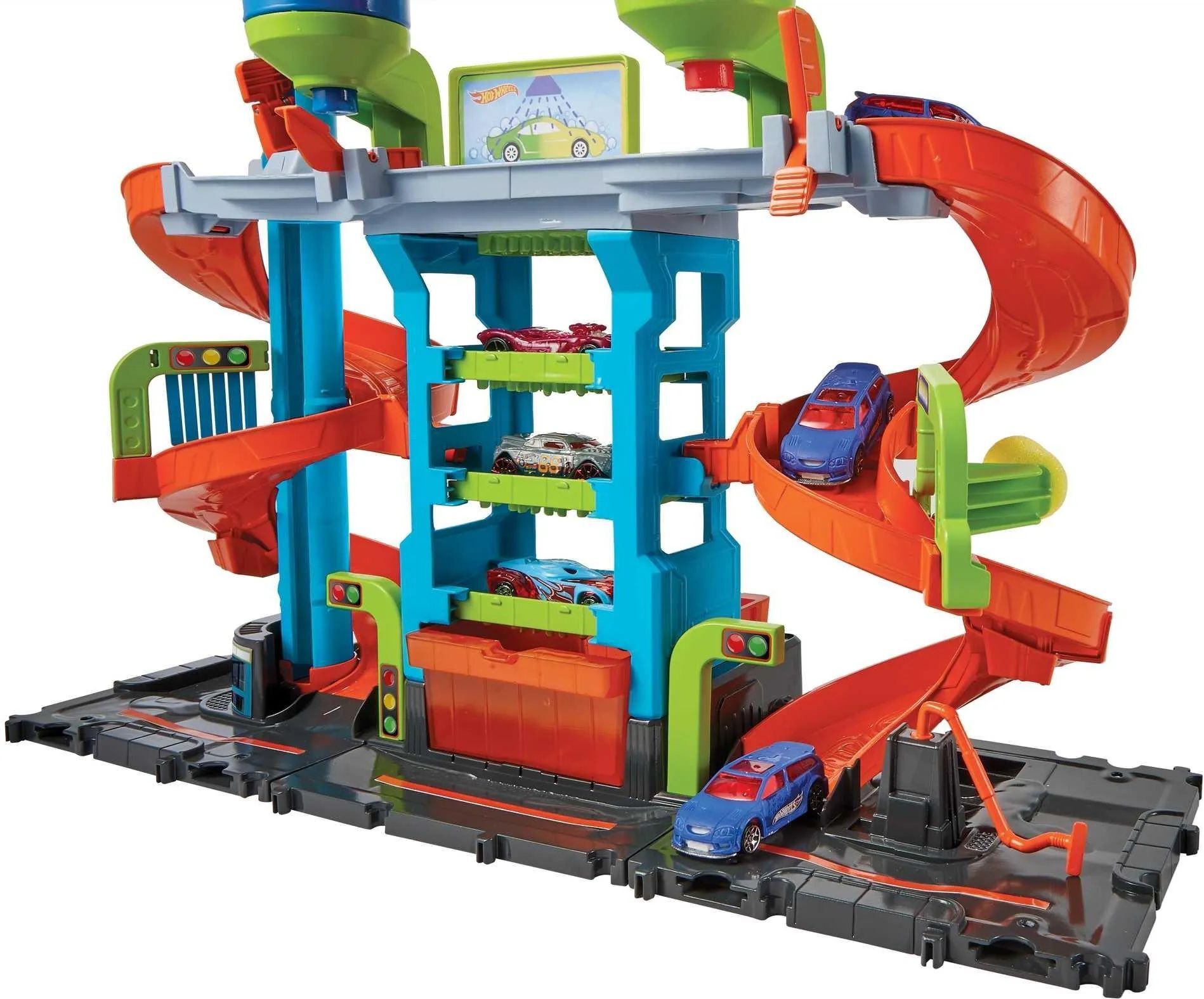 Игровой набор Hot Wheels City Сумасшедшая Мега Автомойка HDP05