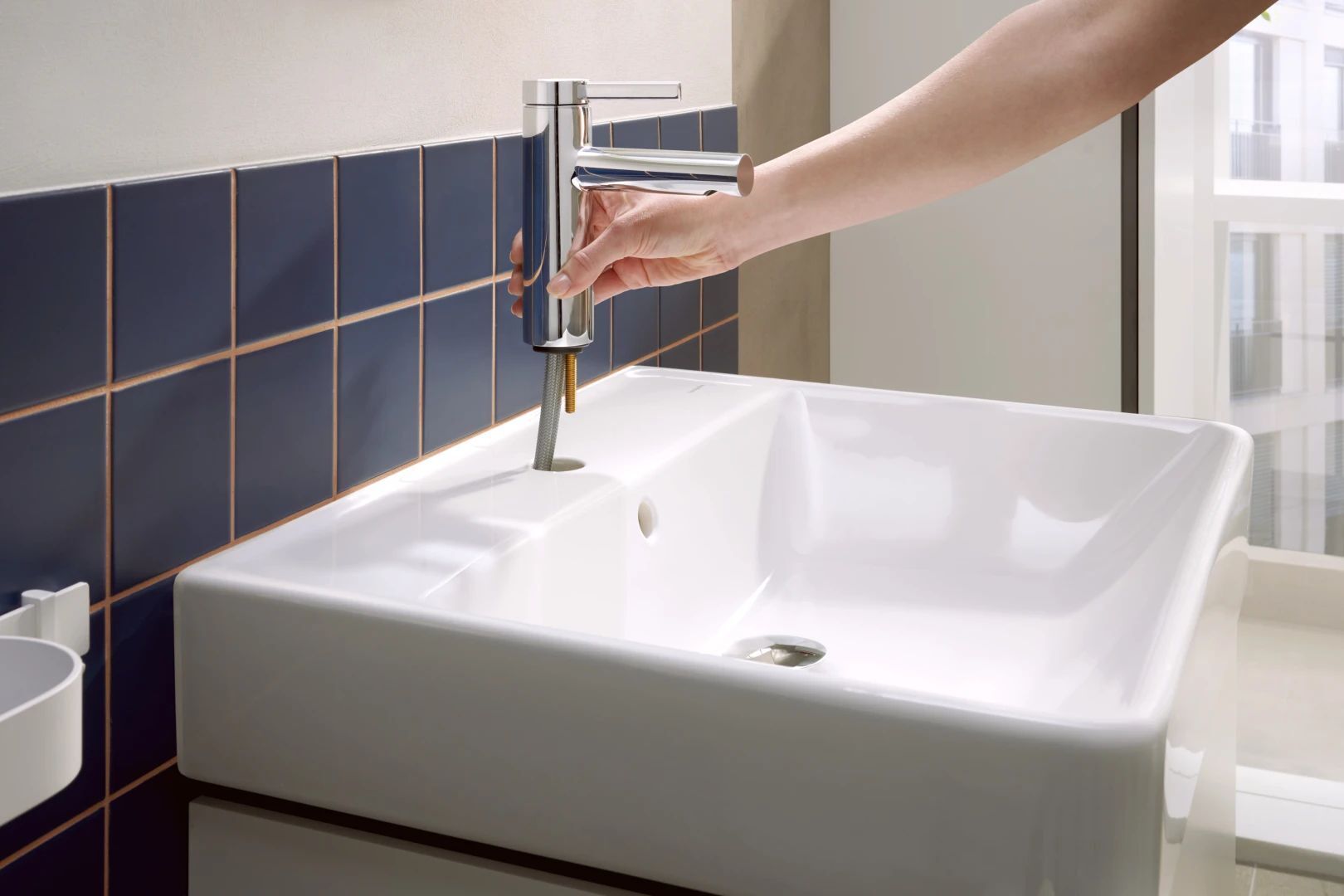 Смеситель для раковины Hansgrohe Zesis S 74720000 хром