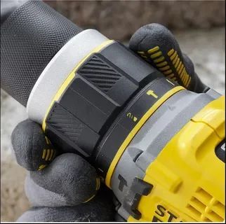 Ударный шуруповерт Stanley SFMCD711DMA