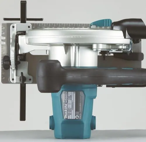 Дисковая пила Makita HS6601J 1050 Вт, кейс Makpac
