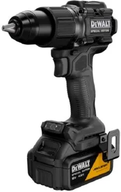 Аккумуляторная ударная дрель-шуруповерт DeWalt DCD86MM2KT, с 2 АКБ, ЗУ и кейсом TSTAK