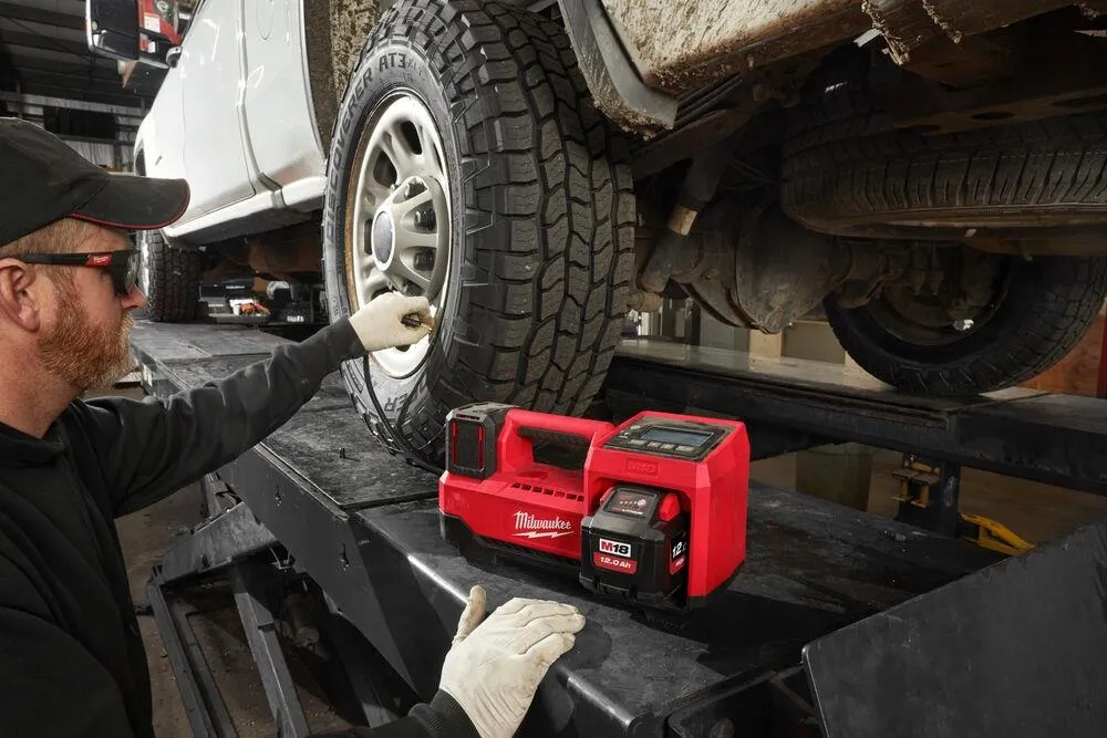 Аккумуляторный компрессор Milwaukee M18 BI-0 4933478706