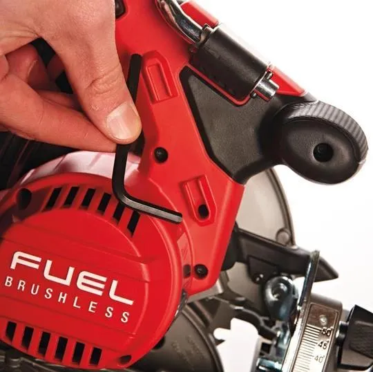 Аккумуляторная дисковая пила Milwaukee M18 CCS55-0 18 В, без АКБ и ЗУ