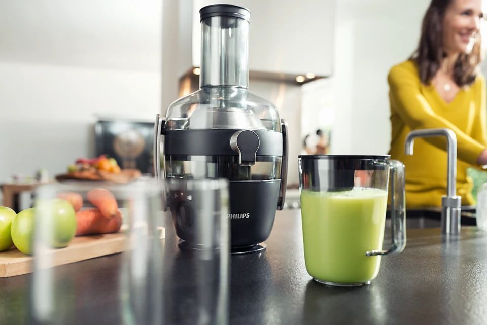 Центробежная соковыжималка Philips HR1919/70 Avance Collection, черный