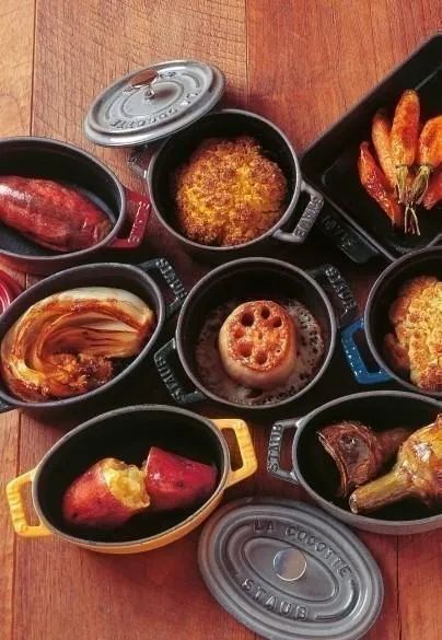 Чугунная овальная кастрюля Staub Cocotte 27 см, чёрная 40500-271-0
