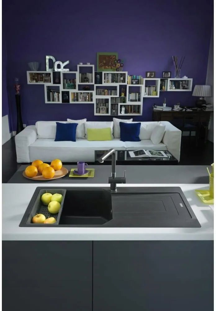 Кухонная раковина Franke Urban UBG 611-100 XL 114.0687.290, оникс