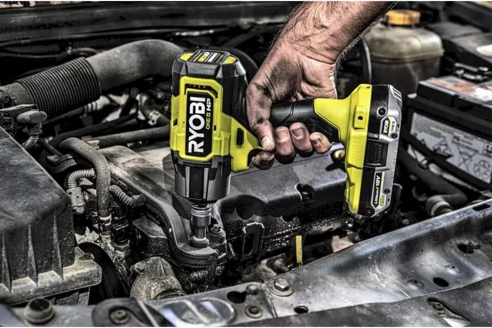 Бесщеточный ударный гайковерт RYOBI RIW18X-0 кейс, без АКБ и ЗУ