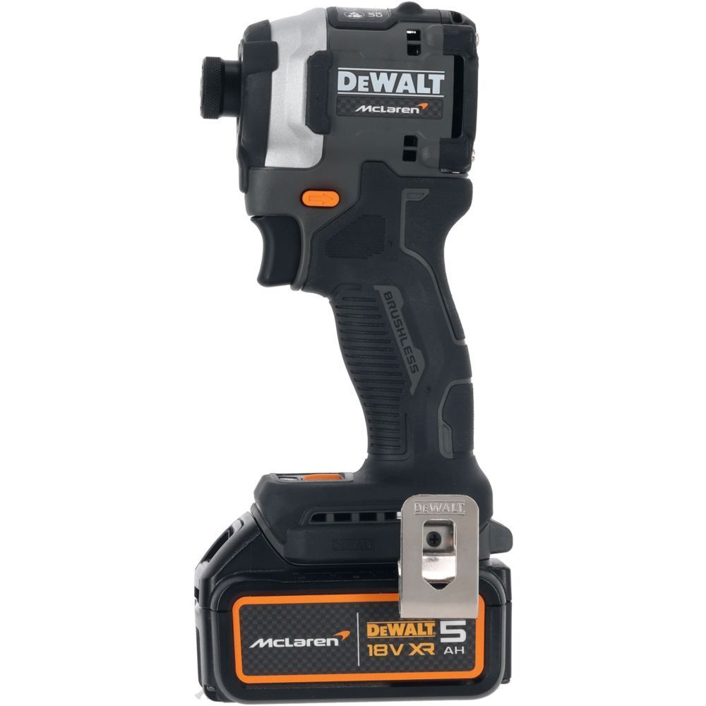 Аккумуляторная дрель-шуруповерт DeWalt DCD85MM2TQW, с 2 АКБ и ЗУ, в кейсе