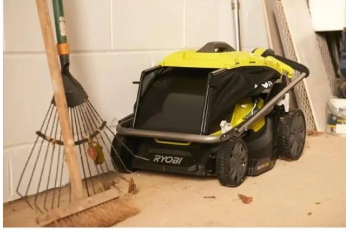 Аккумуляторная бесщёточная газонокосилка RYOBI ONE+ RY18LMX37A-150