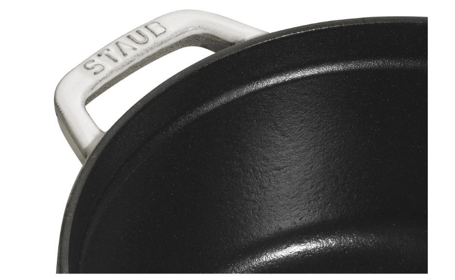Чугунная кастрюля Staub La Cocotte 6,7 л, белая трюфель 405014140
