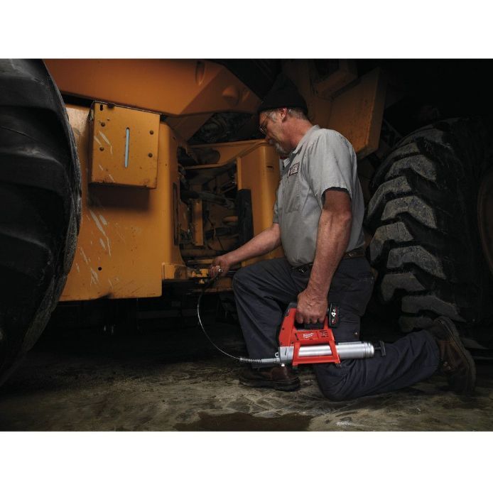 Смазочный пистолет Milwaukee M12 GG401B с 4,0 Ah 4933441675