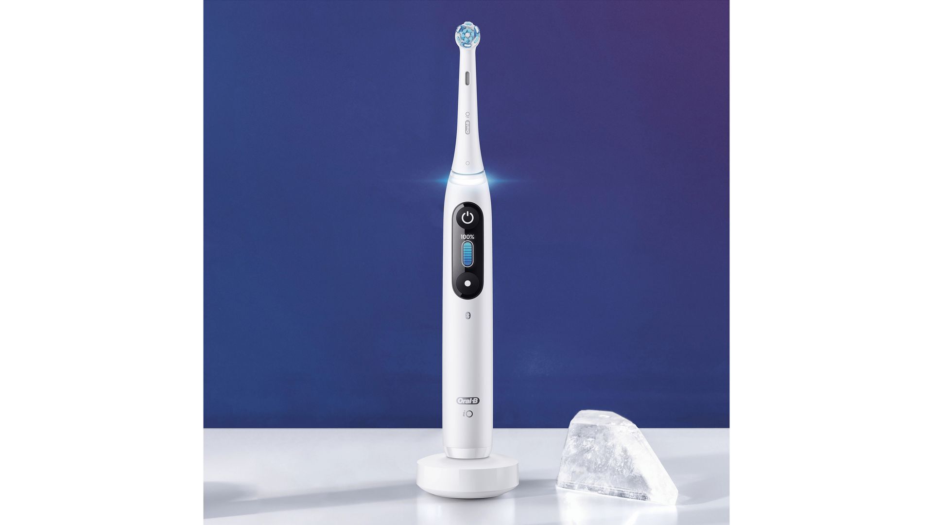Электрическая зубная щетка Oral-B iO8s White Alabaster