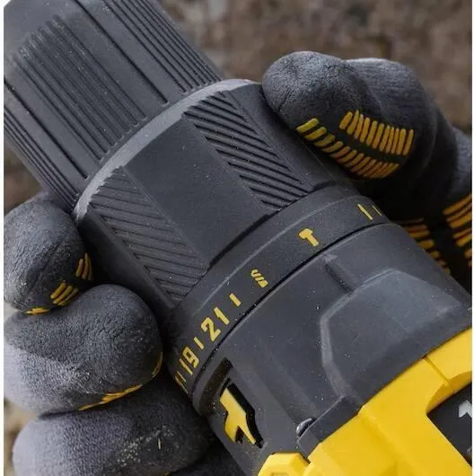 Набор аккумуляторного инструмента Stanley V20 SFMCK219D1 (SFMCD711 + SFMCVH001B) 18 В, 1×2,0 А·ч АКБ, ЗУ