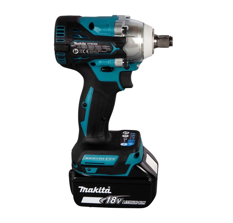 Ударный гайковёрт Makita DTW300RTJ 18V с АКБ 2x5,0 Ah и ЗУ