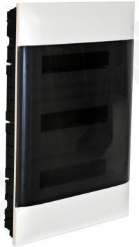 Распределительный щит встраиваемый Legrand Practibox S 3x18 (137378)