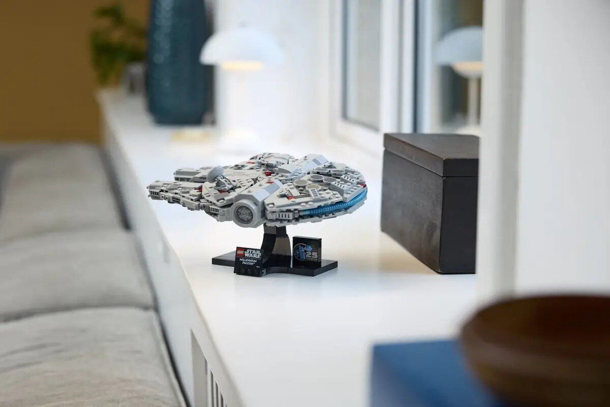 Конструктор LEGO Star Wars 75375 Конструктор Сокол тысячелетия