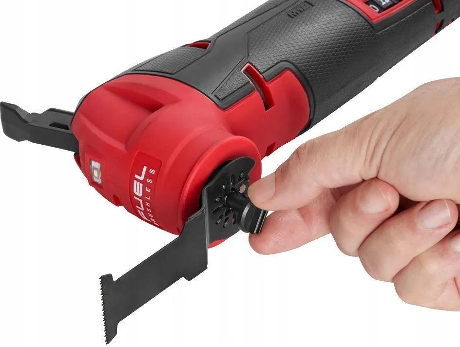 Реноватор Milwaukee M12 FMT-0 без акб и ЗУ 4933472238