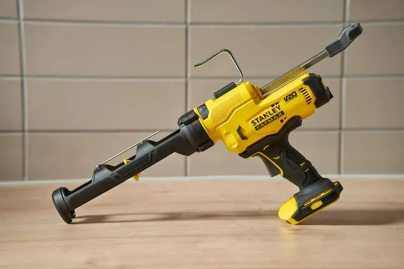 Аккумуляторный пистолет для герметиков Stanley FATMAX V20 SFMCE600B 18 В, без АКБ и ЗУ