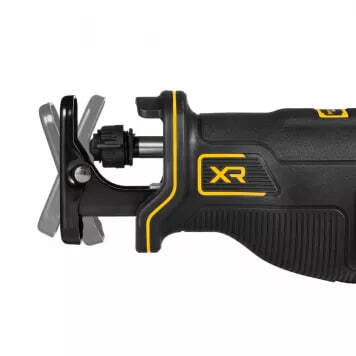 Аккумуляторная сабельная пила DeWalt XR 18V (DCS382NXJ), без АКБ и ЗУ
