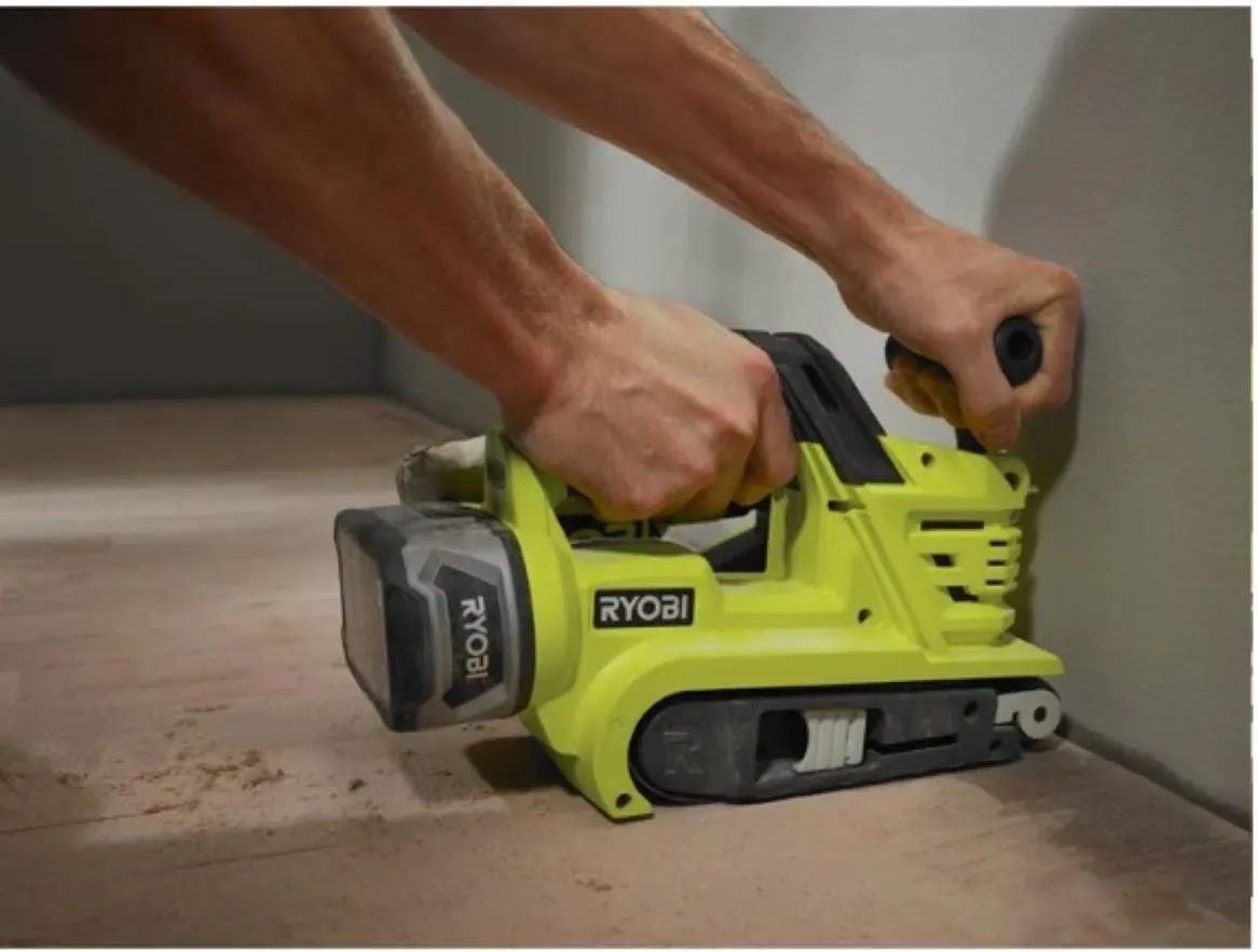 Аккумуляторная ленточная шлифовальная машина RYOBI R18BS-0 без АКБ и ЗУ