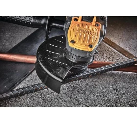Угловая шлифмашина аккумуляторная DeWalt DCG409VSP2T
