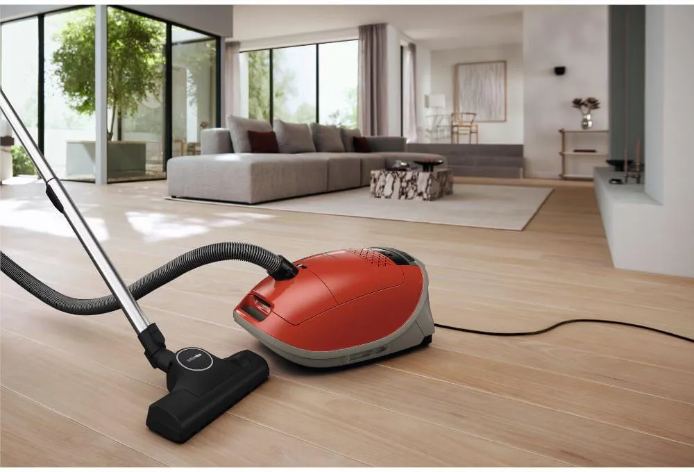 Пылесос Miele Guard M1 Terra Red