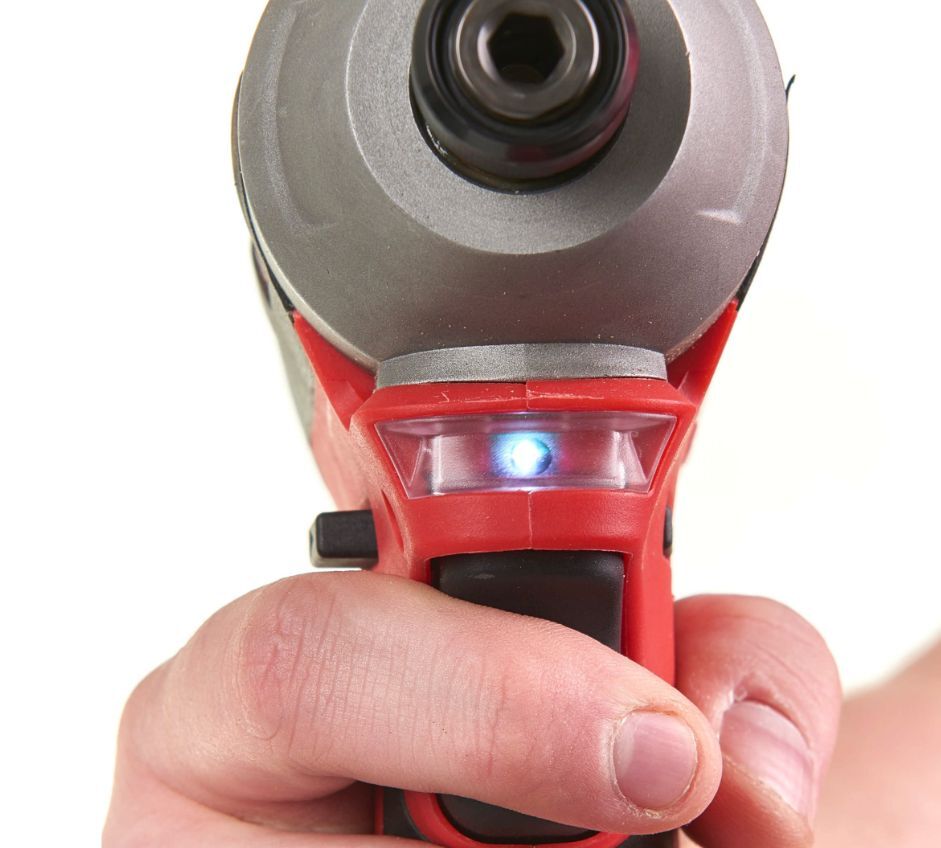 Импульсный винтоверт Milwaukee M18 CBLID0 без аккумуляторов и ЗУ 4933464476