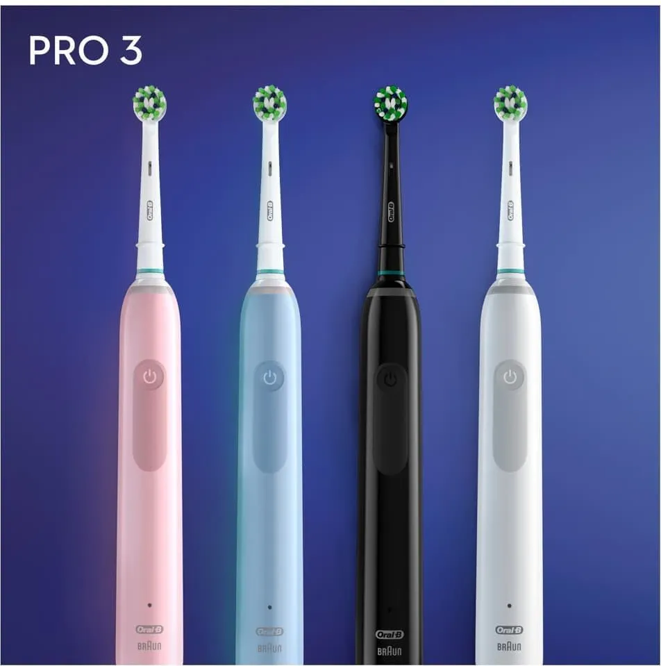 Электрическая зубная щётка Oral-B Pro 3 3000 CrossAction, с зарядной станцией