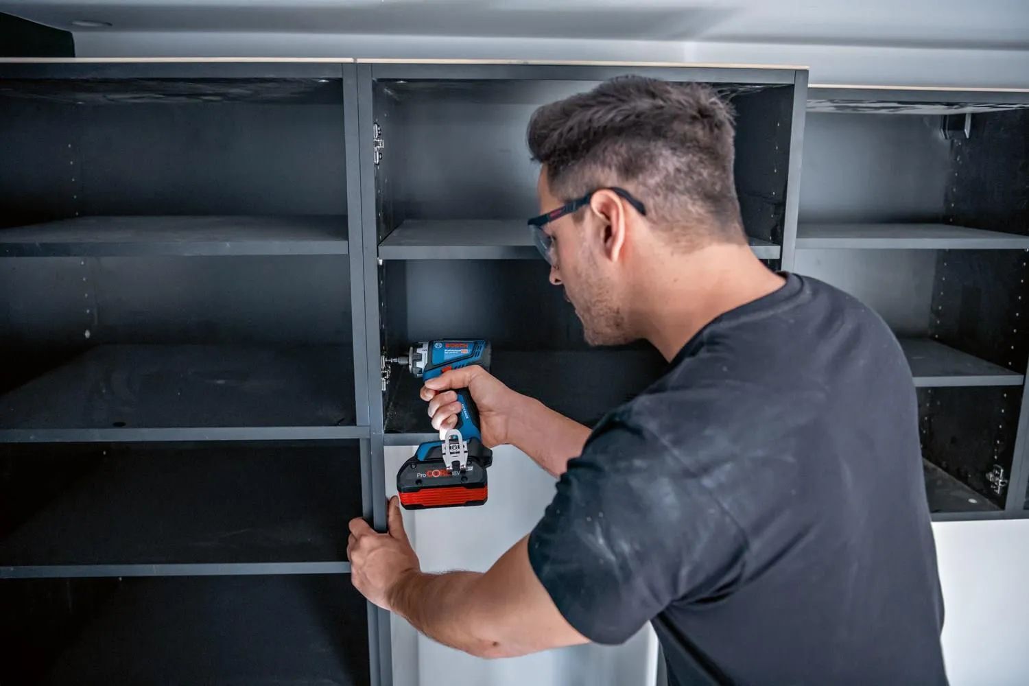 Аккумуляторный шуруповерт Bosch GSR 18V-90 FC Professional (06019K6202; FlexiClick, сменные насадки)