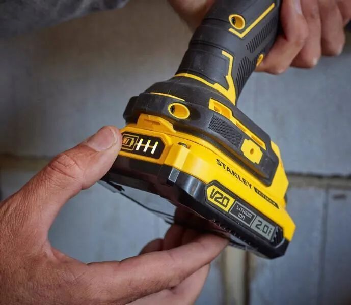 Дрель-шуруповерт аккумуляторная ударная Stanley V20 18В, 2x2.0Ач