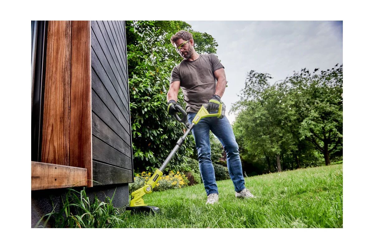 Триммер Ryobi RLT183222S-0 с 2 аккумуляторами 2.0 Ah и ЗУ