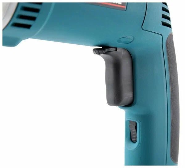 Проводная дрель Makita DP4003