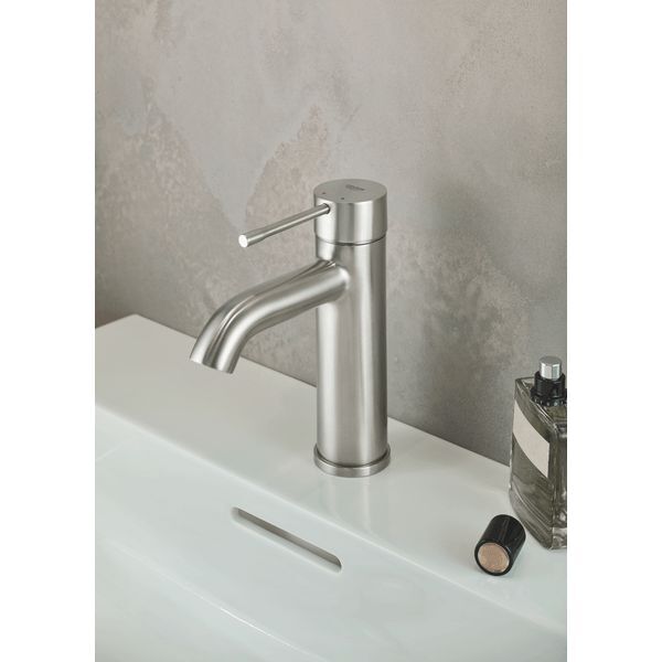 Смеситель для раковины Grohe Essence DN 15 S Supersteel 23589DC1