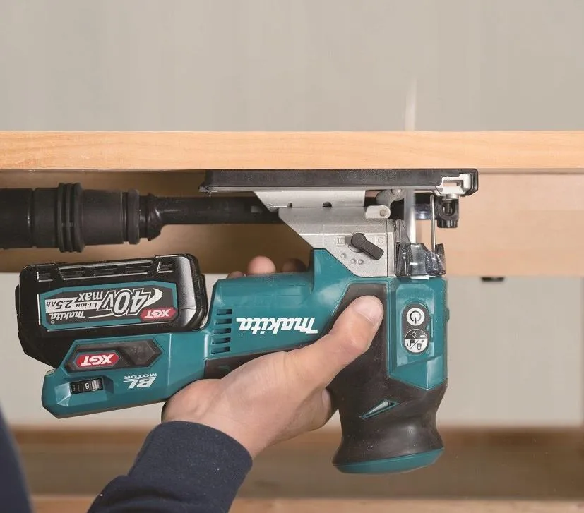 Пила лобзиковая Makita JV001GZ 40V XGT без АКБ и ЗУ