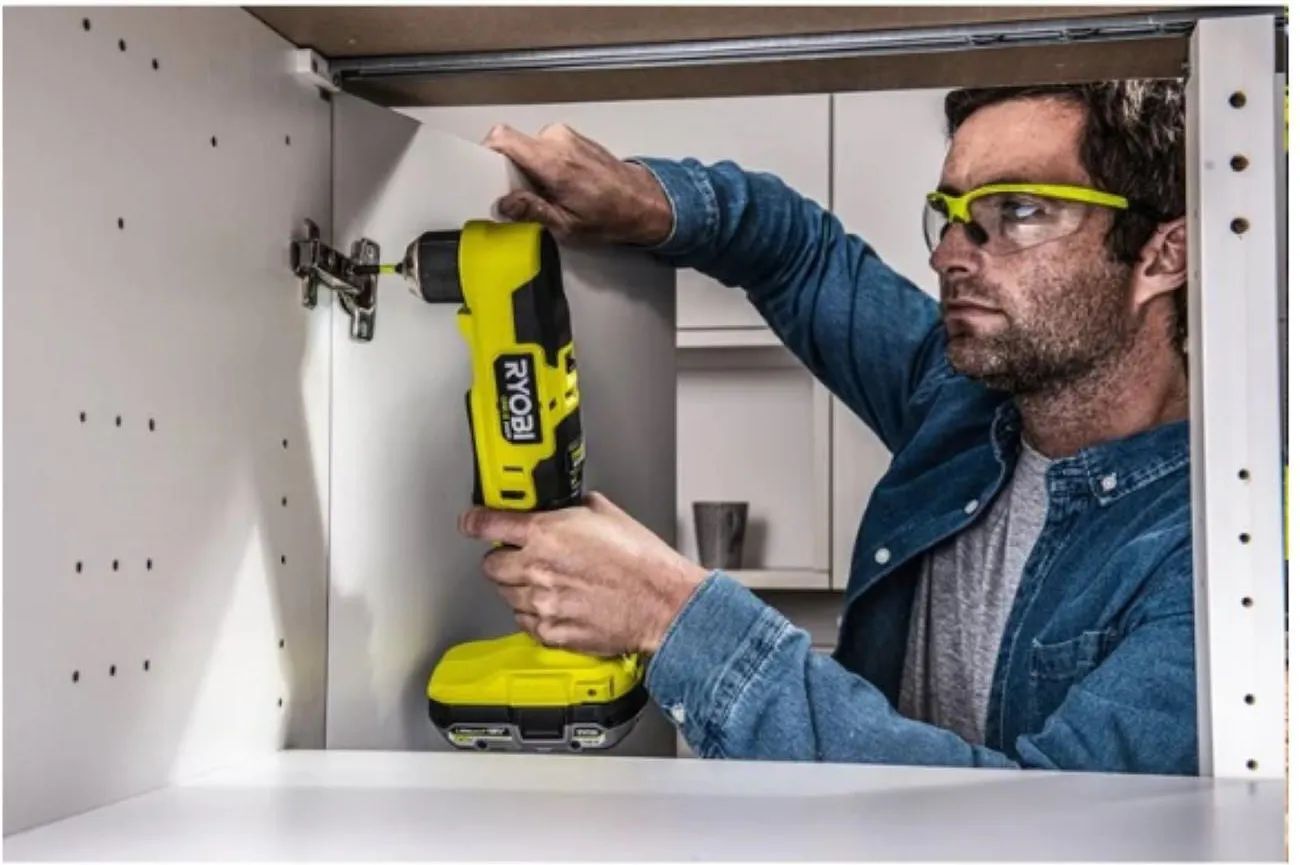 Аккумуляторная угловая дрель RYOBI RAD18C-0 без АКБ и ЗУ