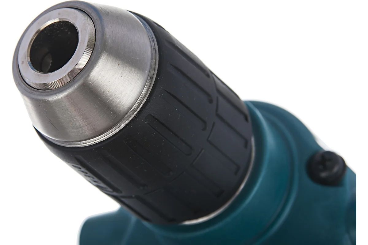 Проводная дрель Makita DP4700