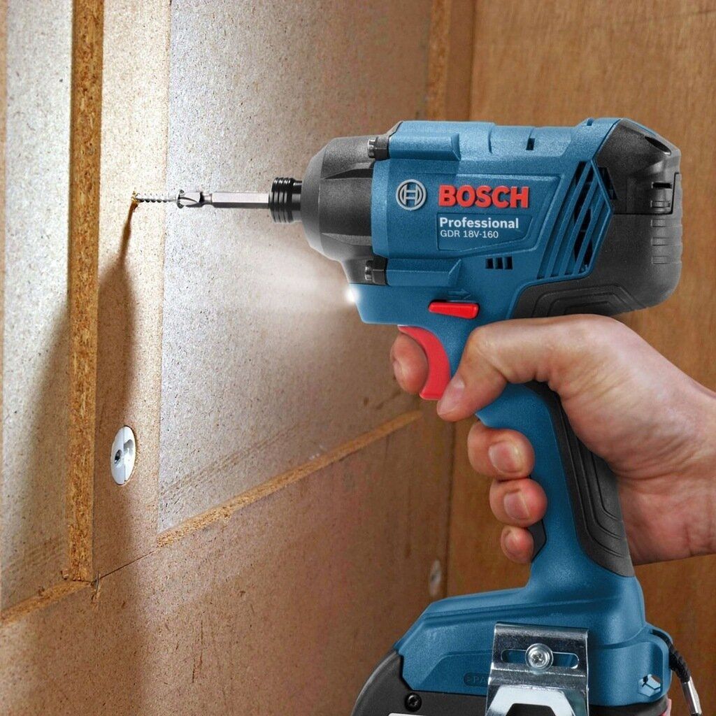 Гайковерт Bosch GDR 18V-160 solo (06019G5106)