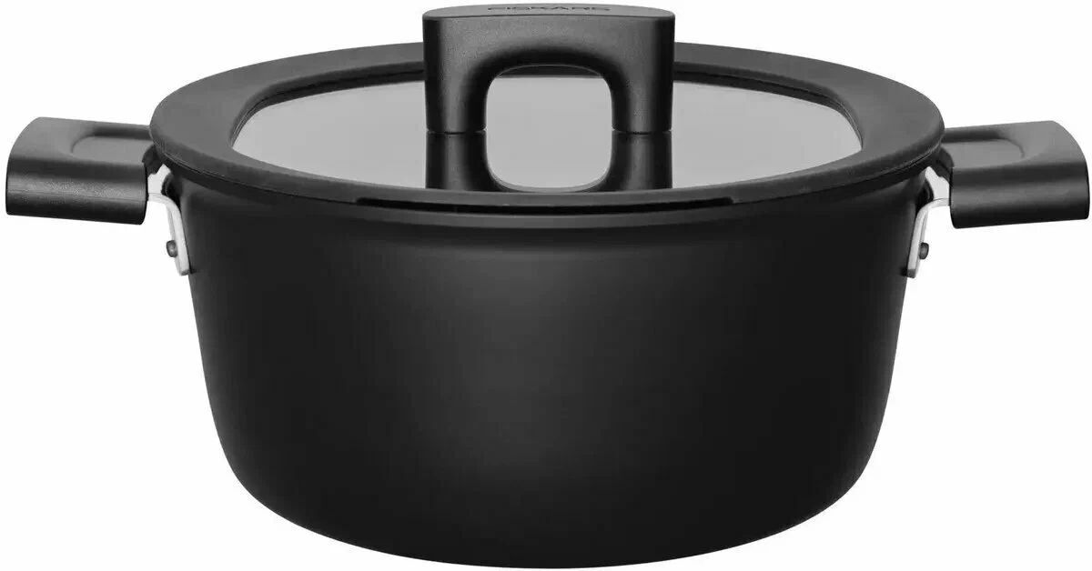 Кастрюля FISKARS Hard Face 1052227, 3.5 л, диаметр 22 см