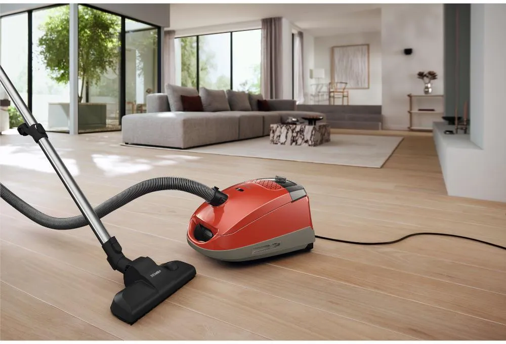 Пылесос Miele Guard S1 Junior Terra red
