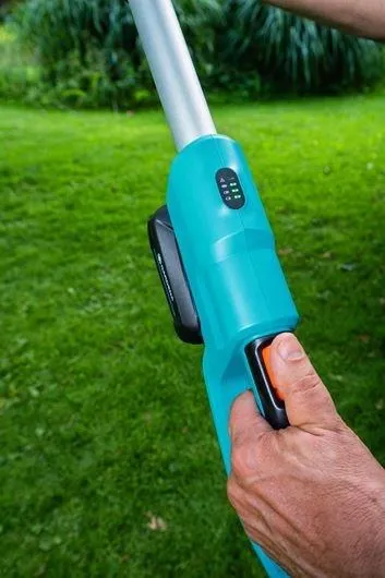 Аккумуляторные ножницы Gardena TCS 20/18V P4A (14770-55)