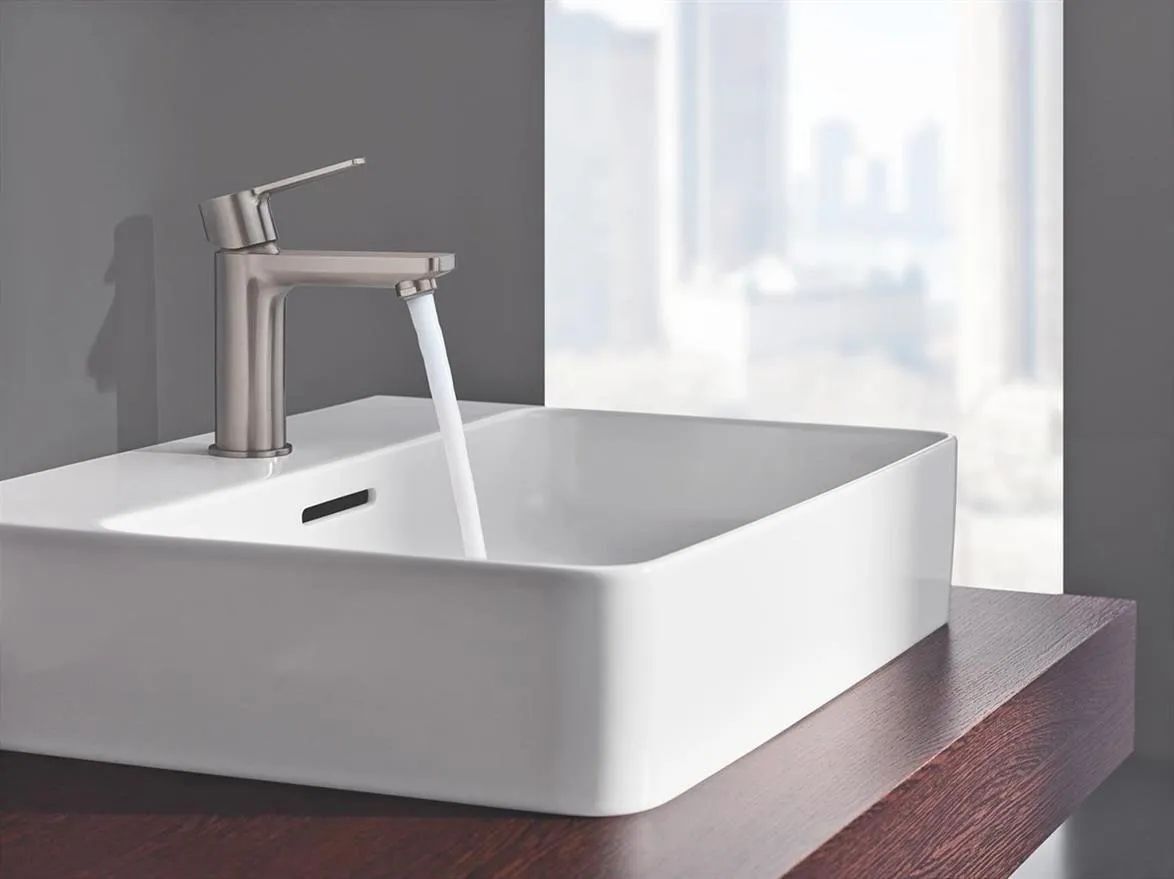 Смеситель для раковины Grohe Lineare XS Chrome 23791001