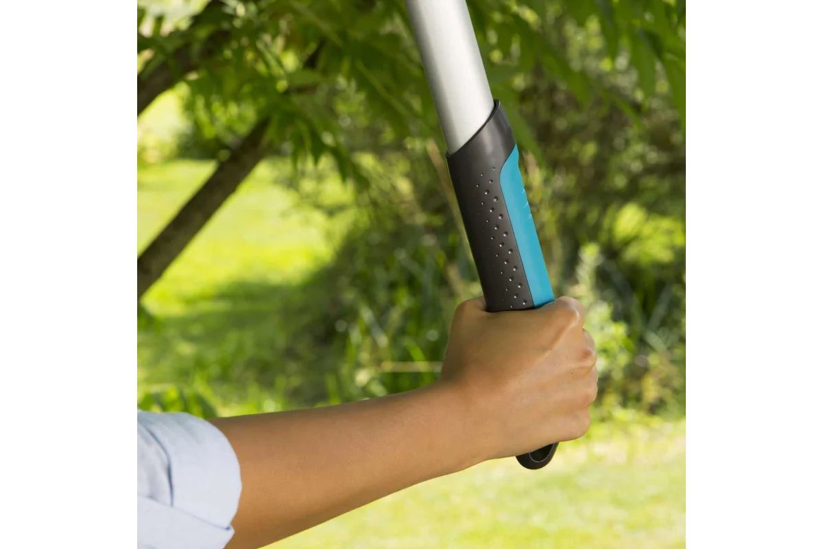 Сучкорез Gardena Easycut с ножевым механизмом 680B