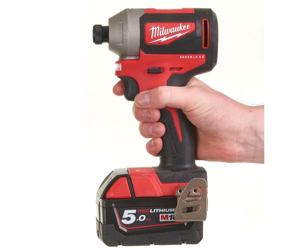 Импульсный винтоверт Milwaukee M18 CBLID0 без аккумуляторов и ЗУ 4933464476