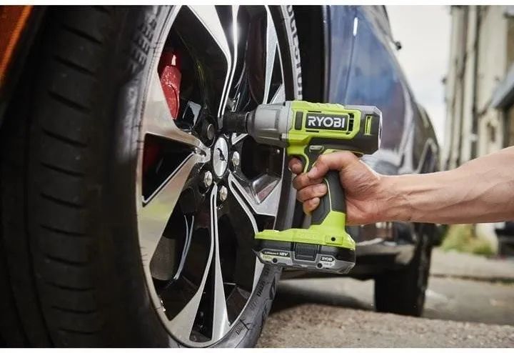 Аккумуляторный ударный гайковерт RYOBI ONE+ 18 V RIW18-0 без АКБ и ЗУ
