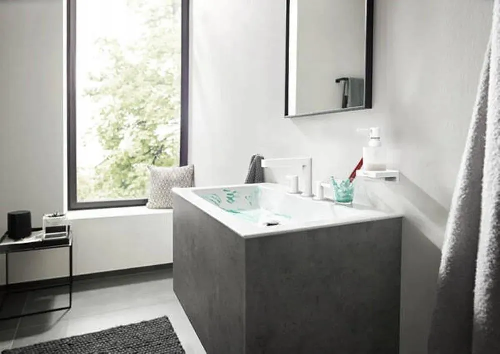 Дозатор для жидкого мыла настенный Hansgrohe AddStoris, белый матовый 41745700