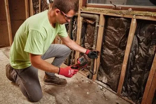 Аккумуляторный прожектор Milwaukee M18 HOAL-0 18 В, без АКБ и ЗУ