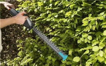 Аккумуляторные ножницы Gardena EasyCut (9836-20)