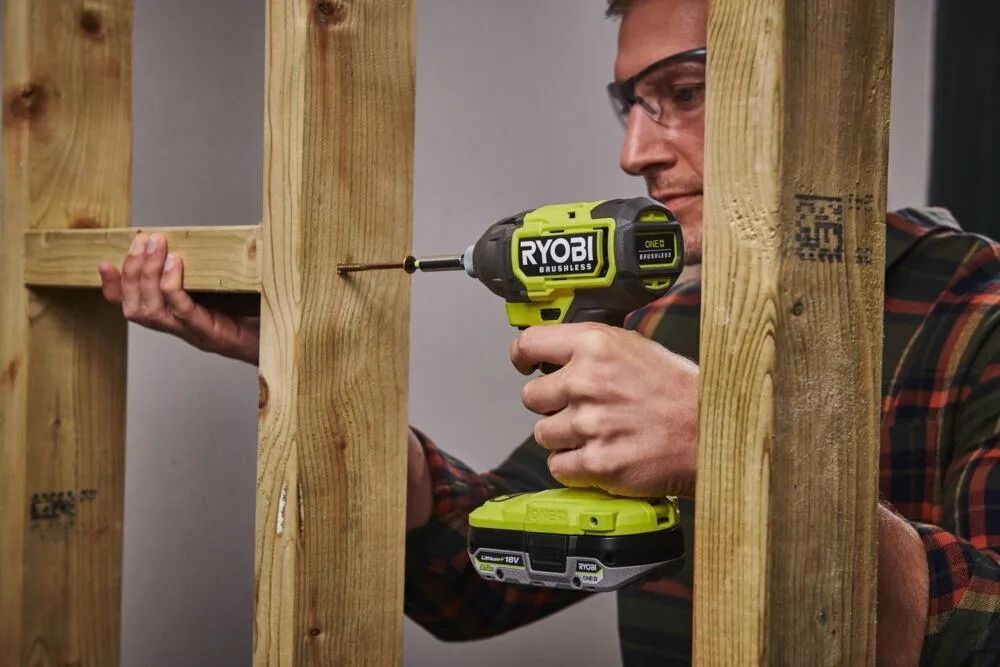 Дрель-шуруповерт Ryobi RID18BL0 без АКБ и ЗУ
